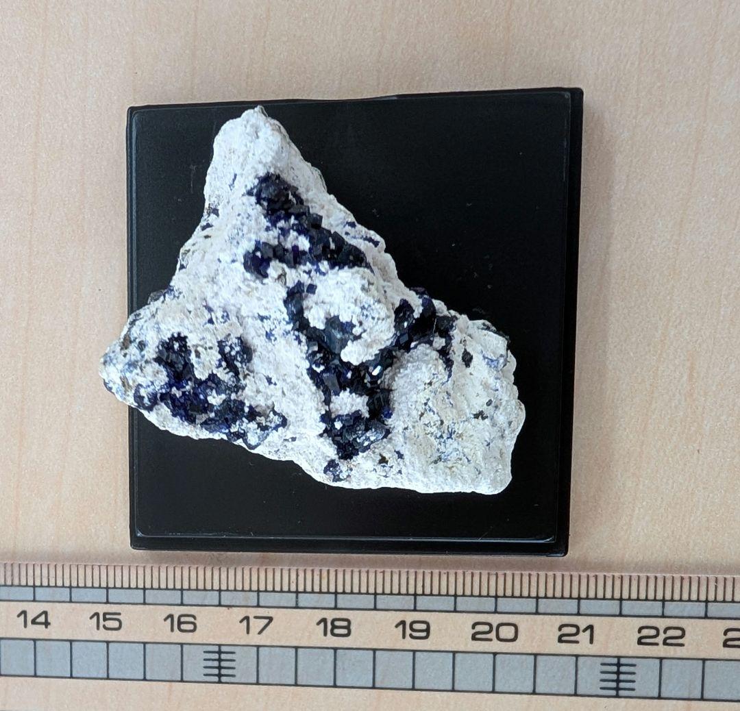 逸見石　ヘンミライト　鉱石