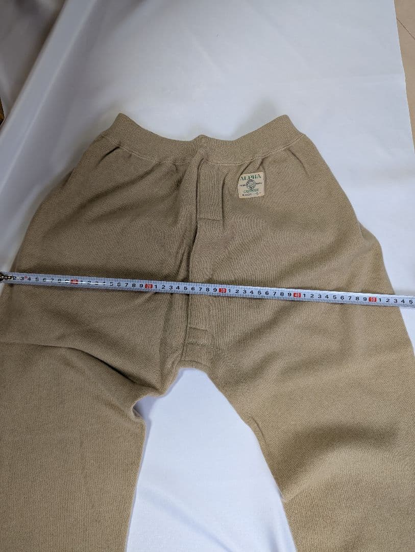 【未使用】ALPHA カシミヤ 上下セット タグ付き　Lサイズ ベージュ