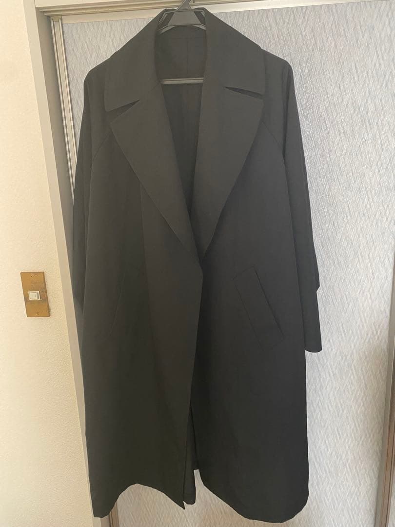 MBハイエンド尾州ウールタイロッケンコート　ブラック