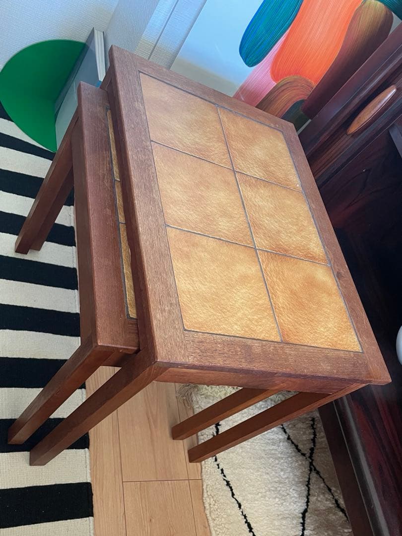 デンマーク　タイルトップ　ネストテーブル