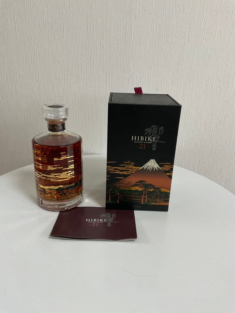 HIBIKI 21年 ウイスキー 箱付き　富士風雲図