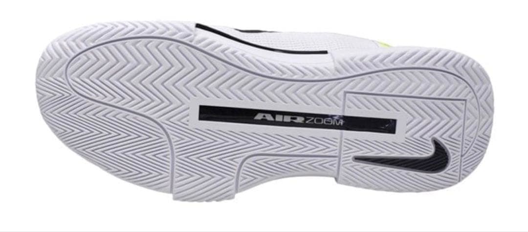 7/2値下げしました。 Nike challenge 1 テニス 26,5cm