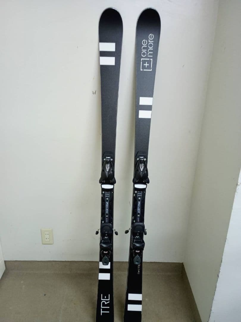 one more TRE スキー板 黒/白 165cm