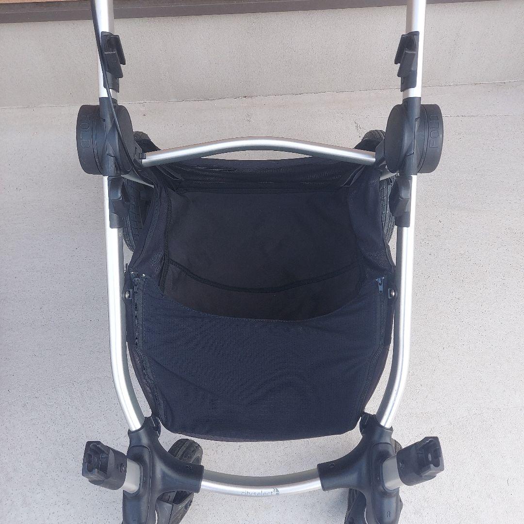 8月いっぱいの出品　ベビージョガー　シティセレクト　二人乗り