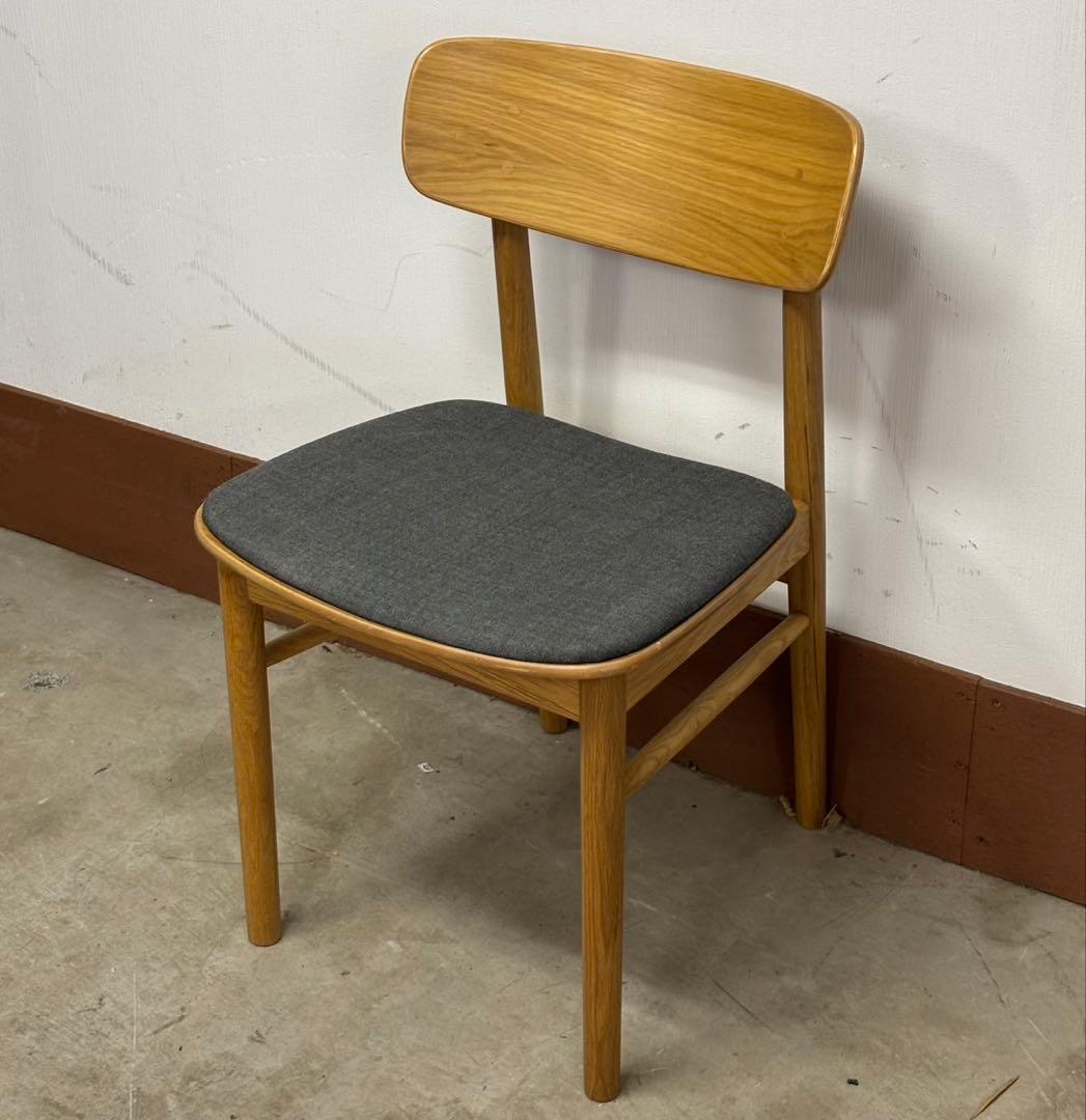 ☆MUJI 無印良品 ラウンドチェア 布材 オーク 椅子 イス