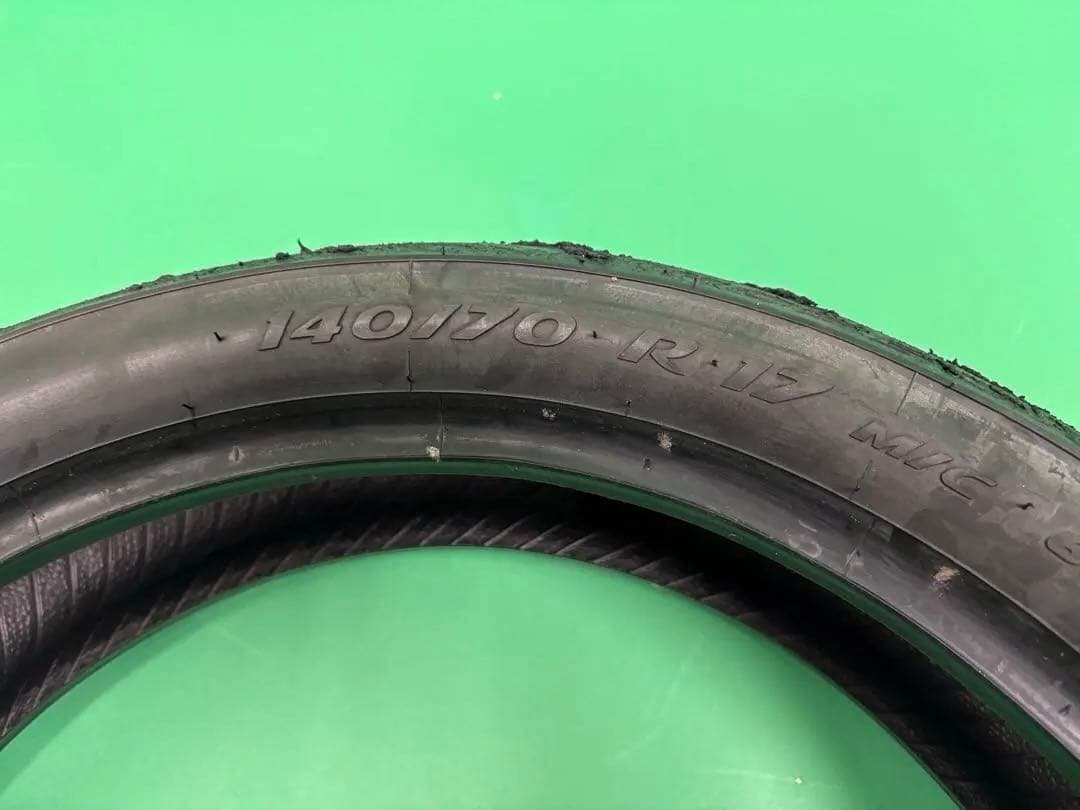 ピレリ Rosso III タイヤセット110/70R17 140/70R17