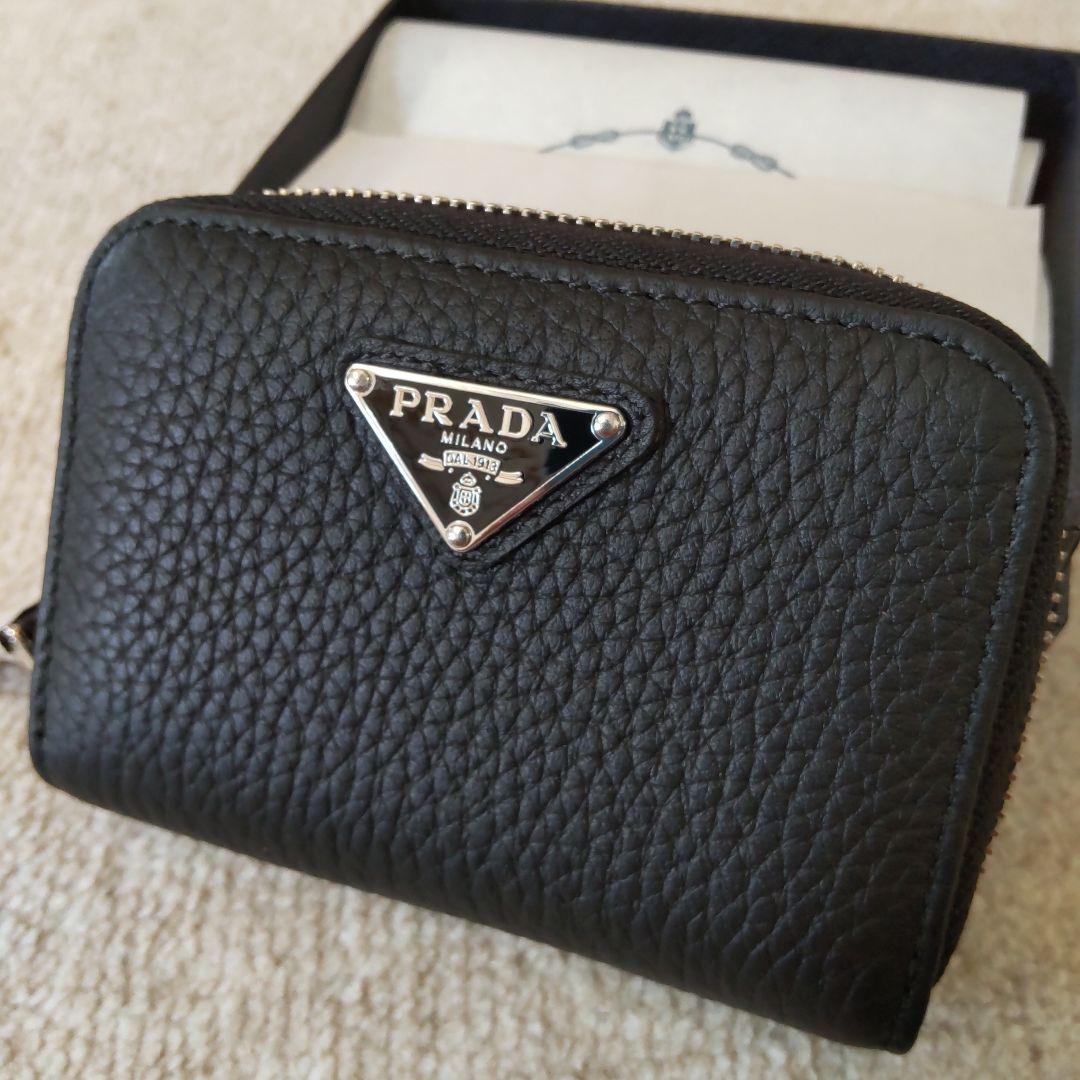 プラダ ケース 新品未使用