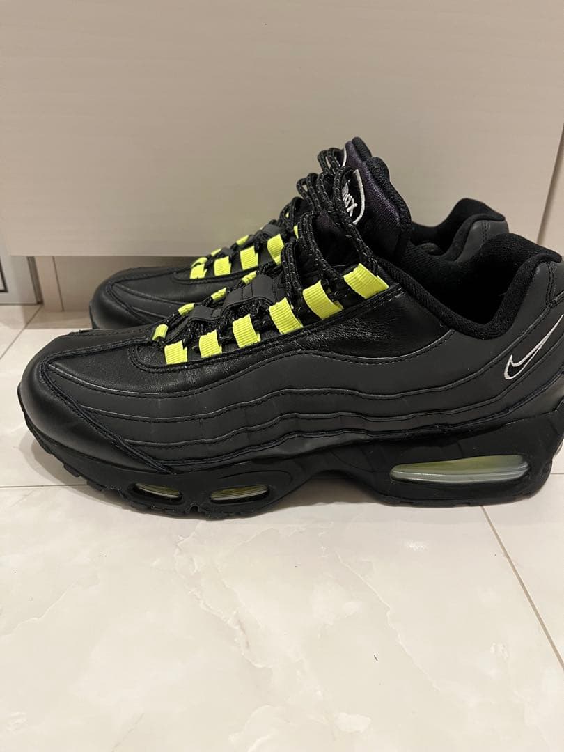 ナイキ　エアマックス95 ビッグバブル　原宿