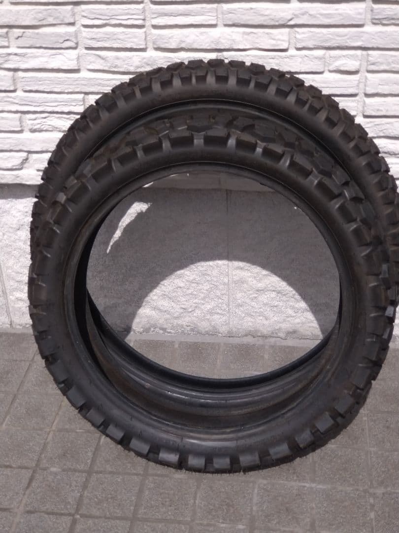 DUNLOP D605　3.00-21 4.60-18 2本セット　オフロード