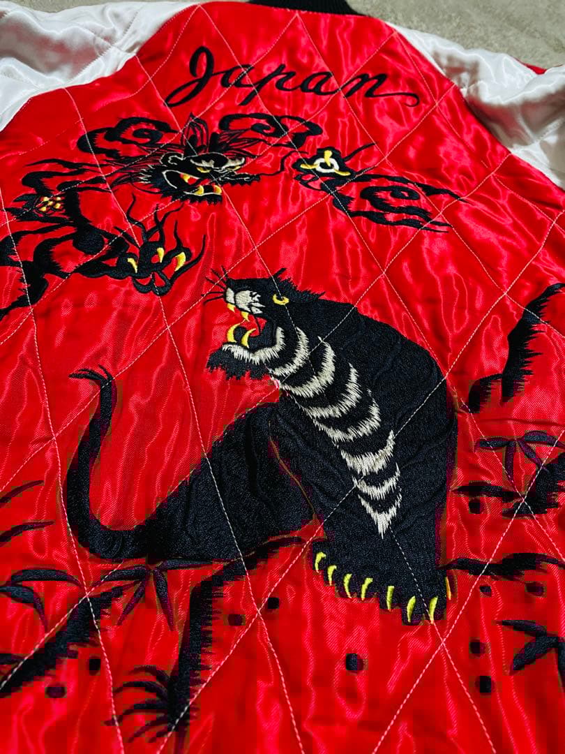 美品 テーラー東洋 龍虎鷲 ２面用 日本限定 スカジャン unisex レーヨン