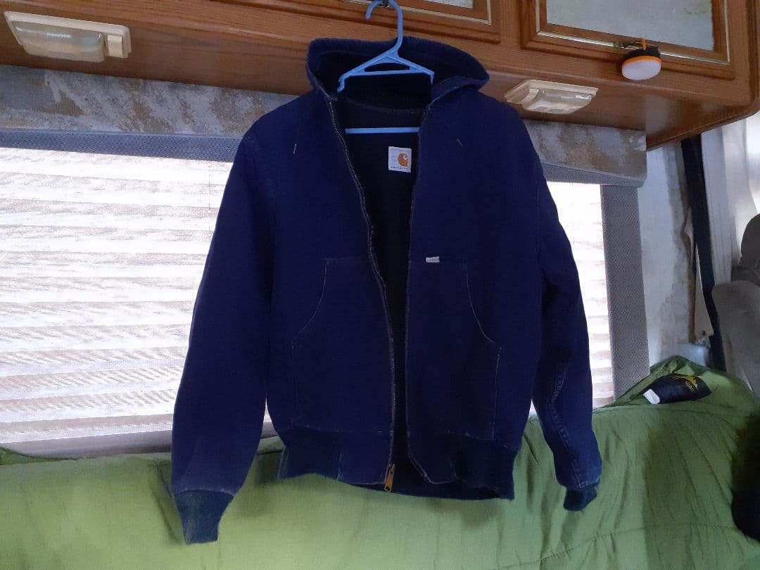 カーハートCarhartt、100YEARS アクティブジャケットMサイズくらい