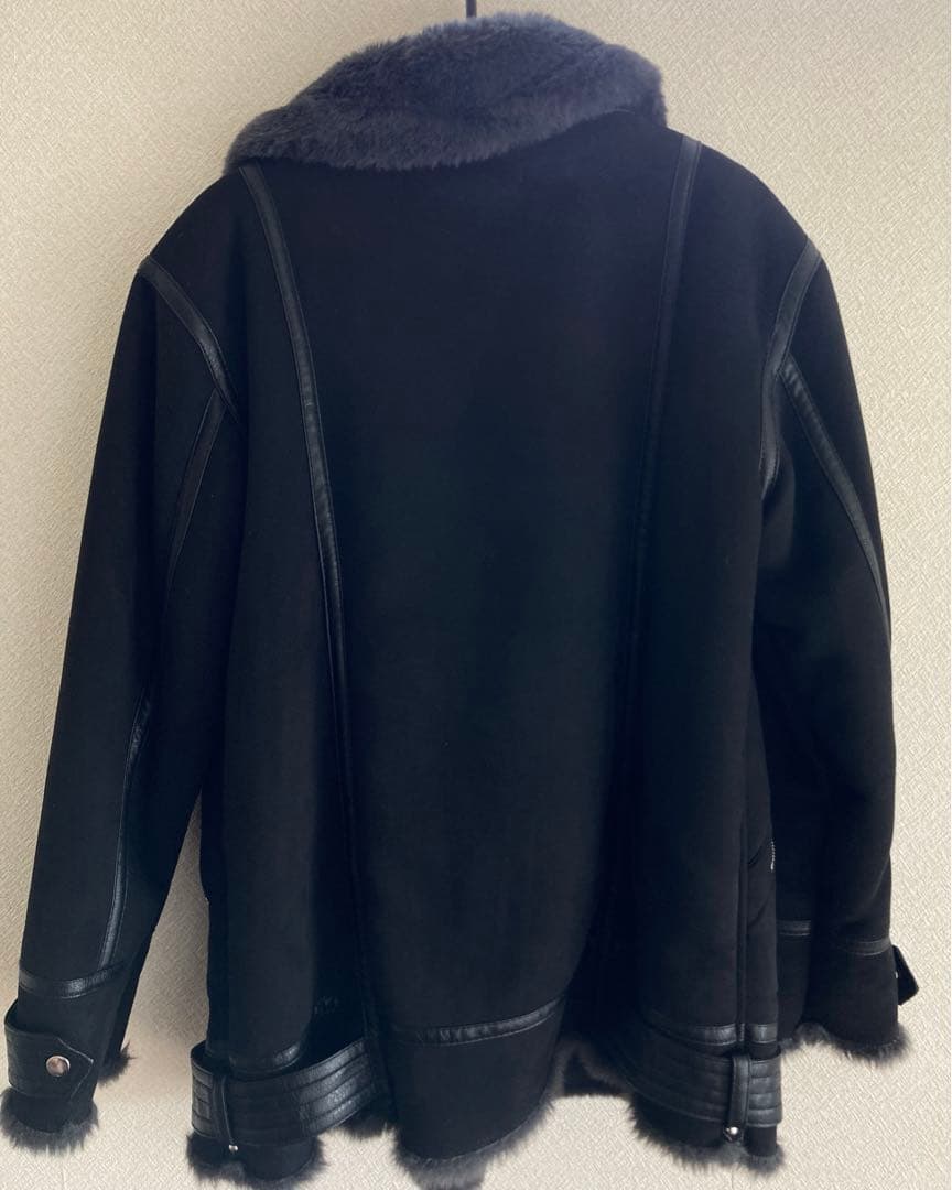 かおりん！ZARA フェイクファーダブルフェイスジャケット　moussy