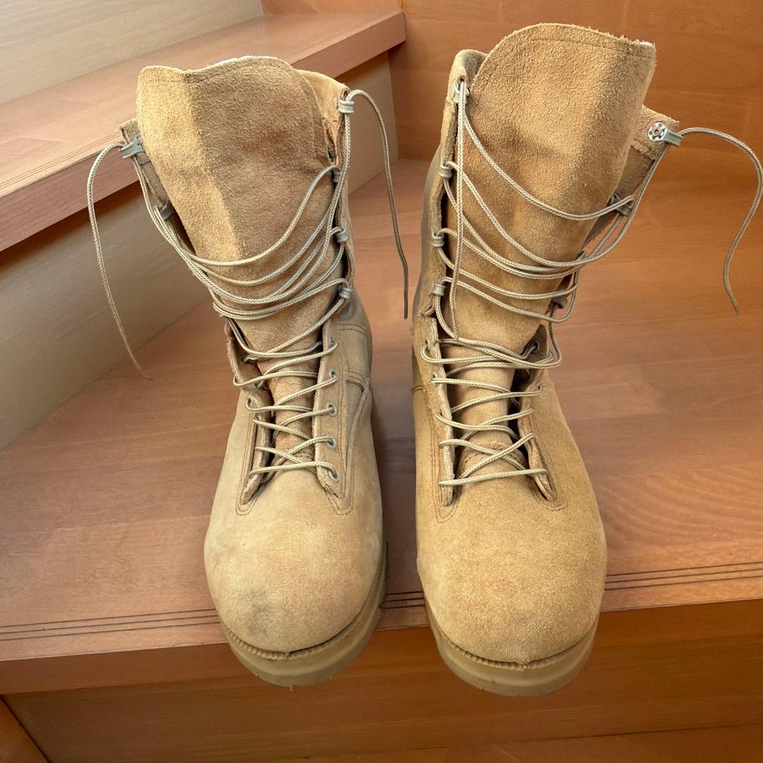 BELLEVILLE ベージュ ミリタリーブーツ