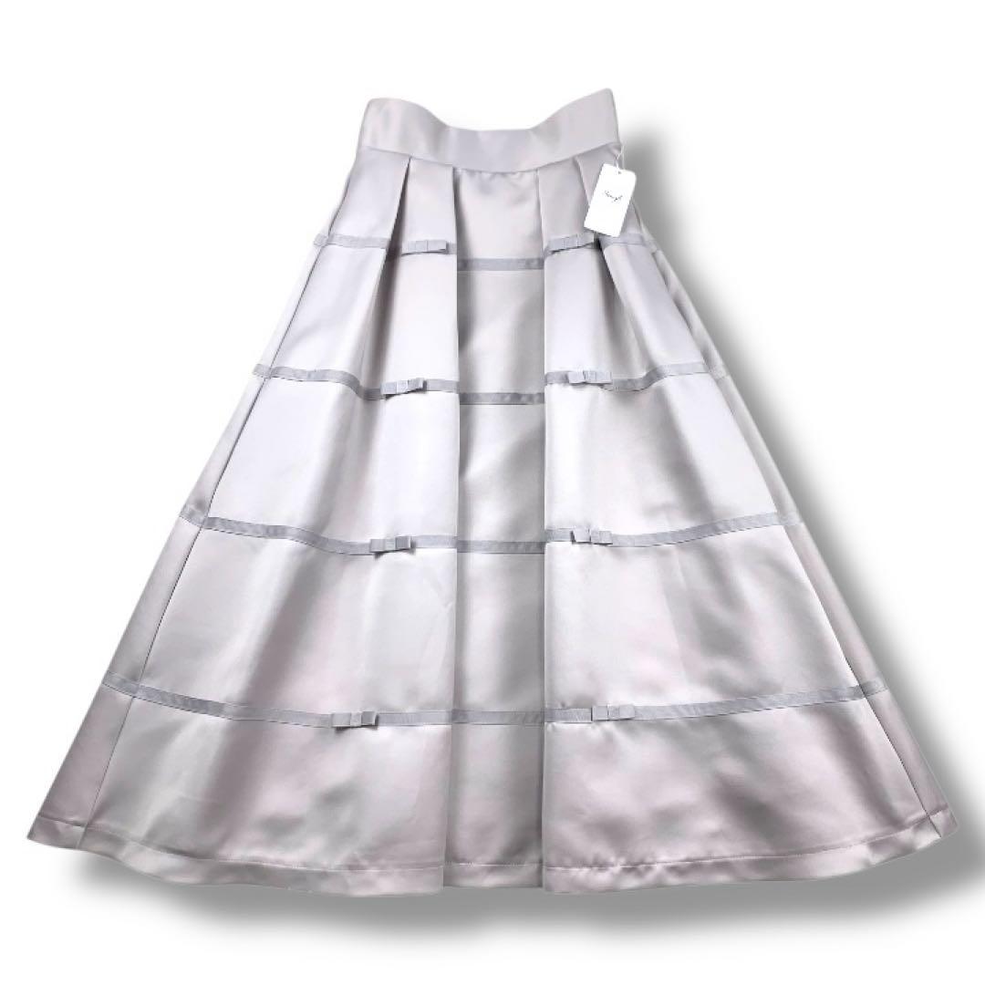 【emon様】2点おまとめ　新品　スウィングル　スカート　組曲ツイードワンピース