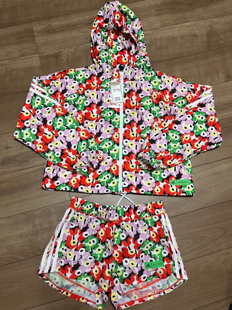 アディダス マリメッコ スポーツウエア 上下セット