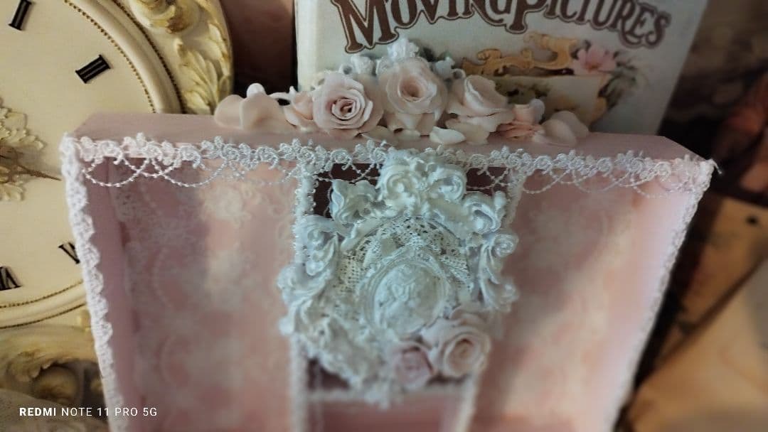 パウダーピンク♬デコレーション扉付きラック　トールペイント♬