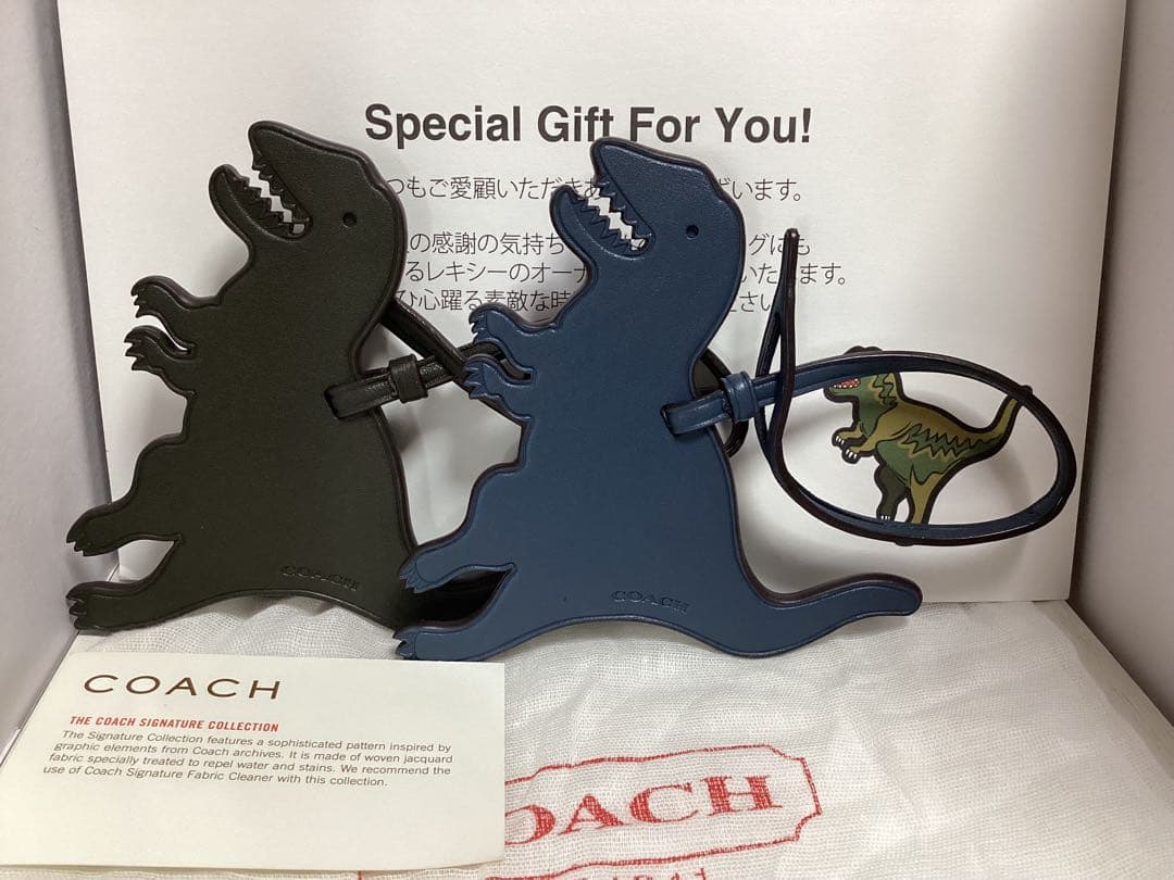 未使用コーチCOACH 恐竜型レザーキーホルダーセットチャーム本物