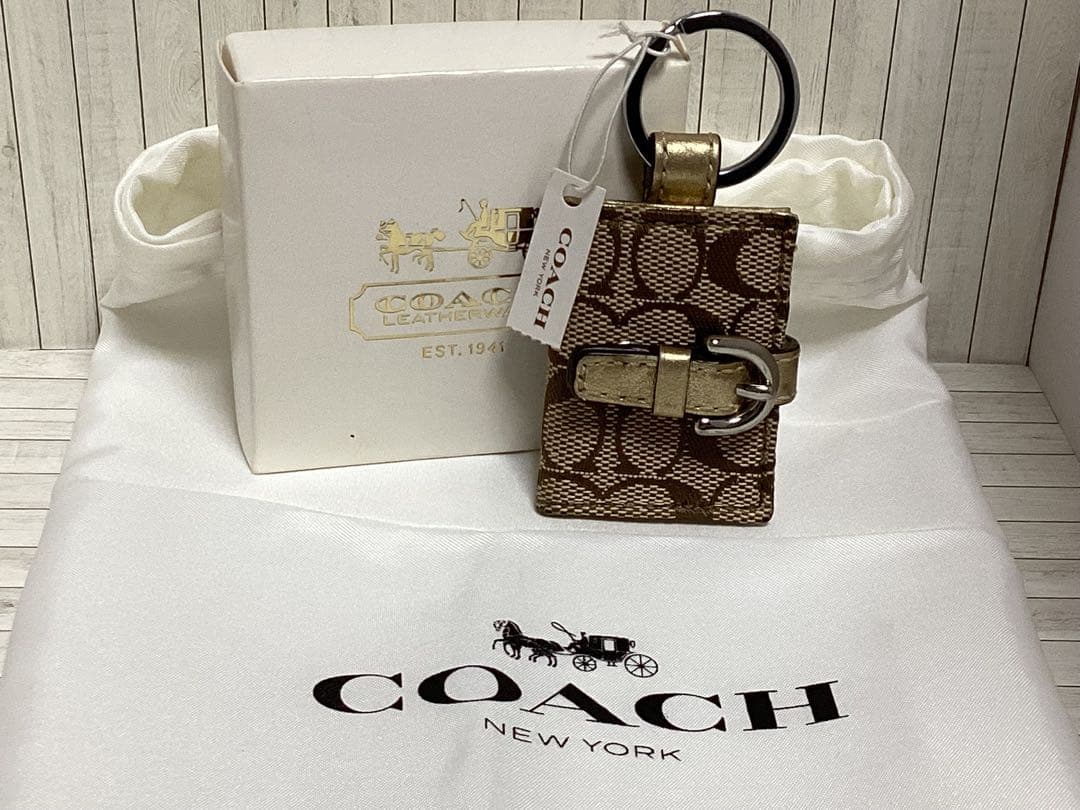 未使用美品タグ付き写真入コーチ手帳COACH キーホルダーシグネチャー本物