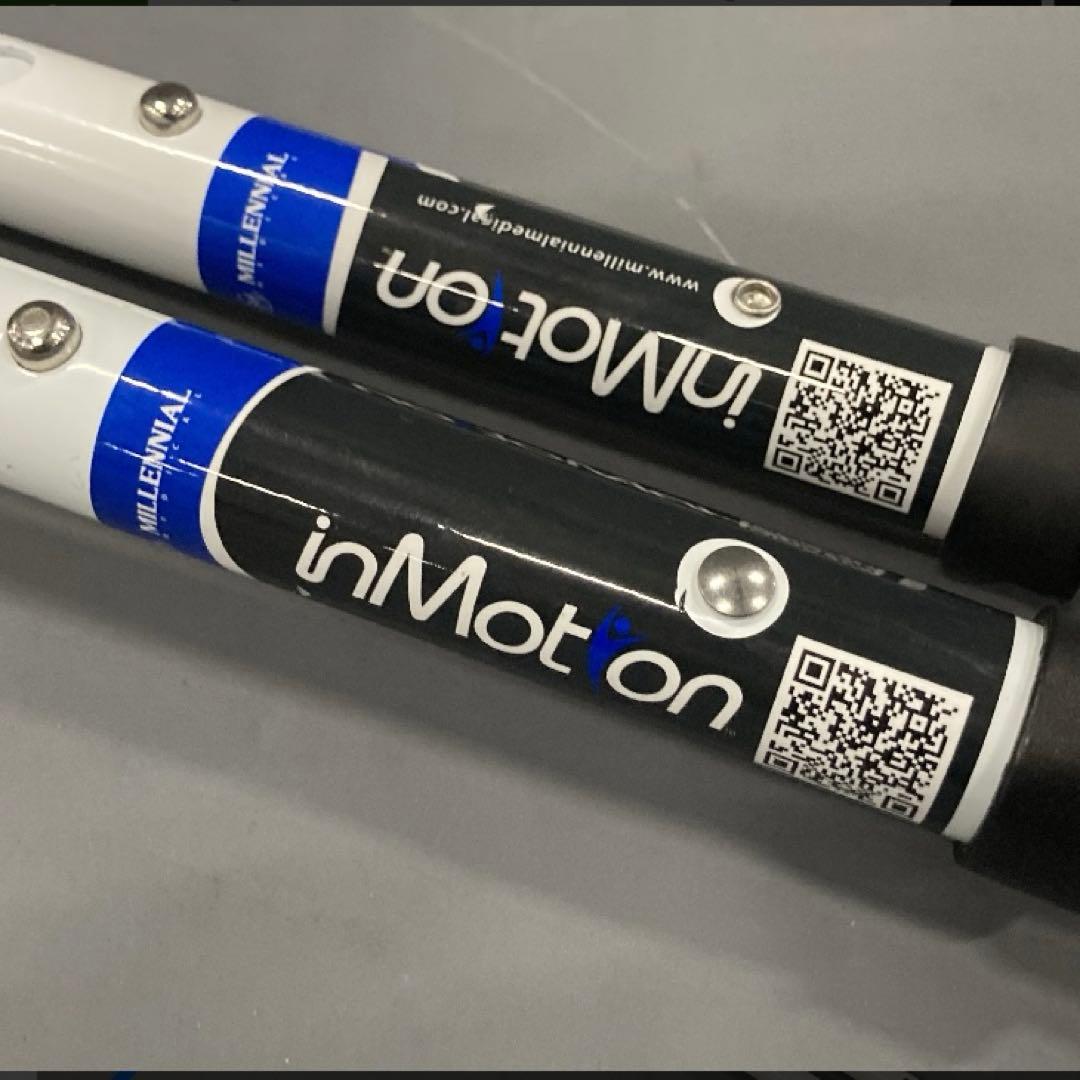 ミレニアムプロ　折りたたみ式　松葉杖　2本　ホワイト　高さ調整可能