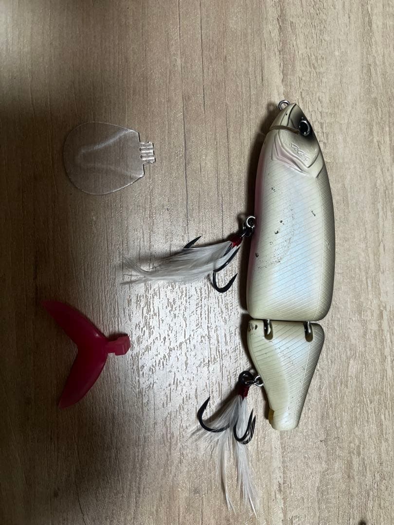 タイニークラッシュ、スペクター