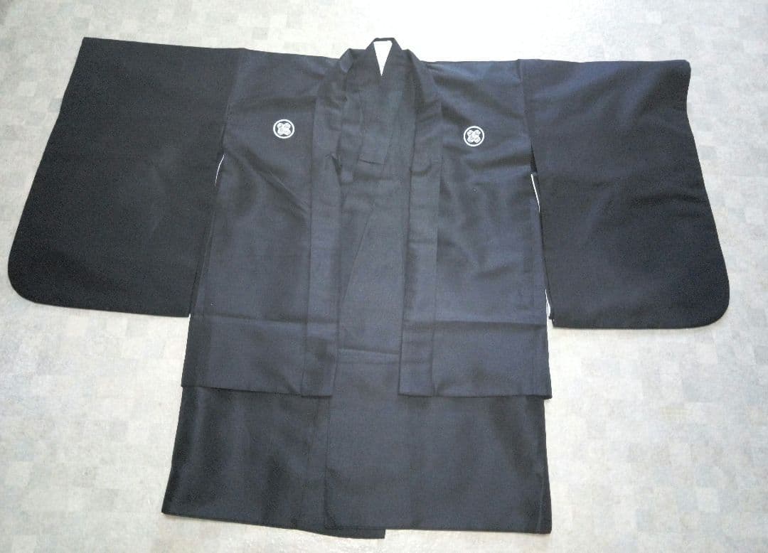 美品クリーニング済み【七五三5歳用】黒紋付羽織袴セット