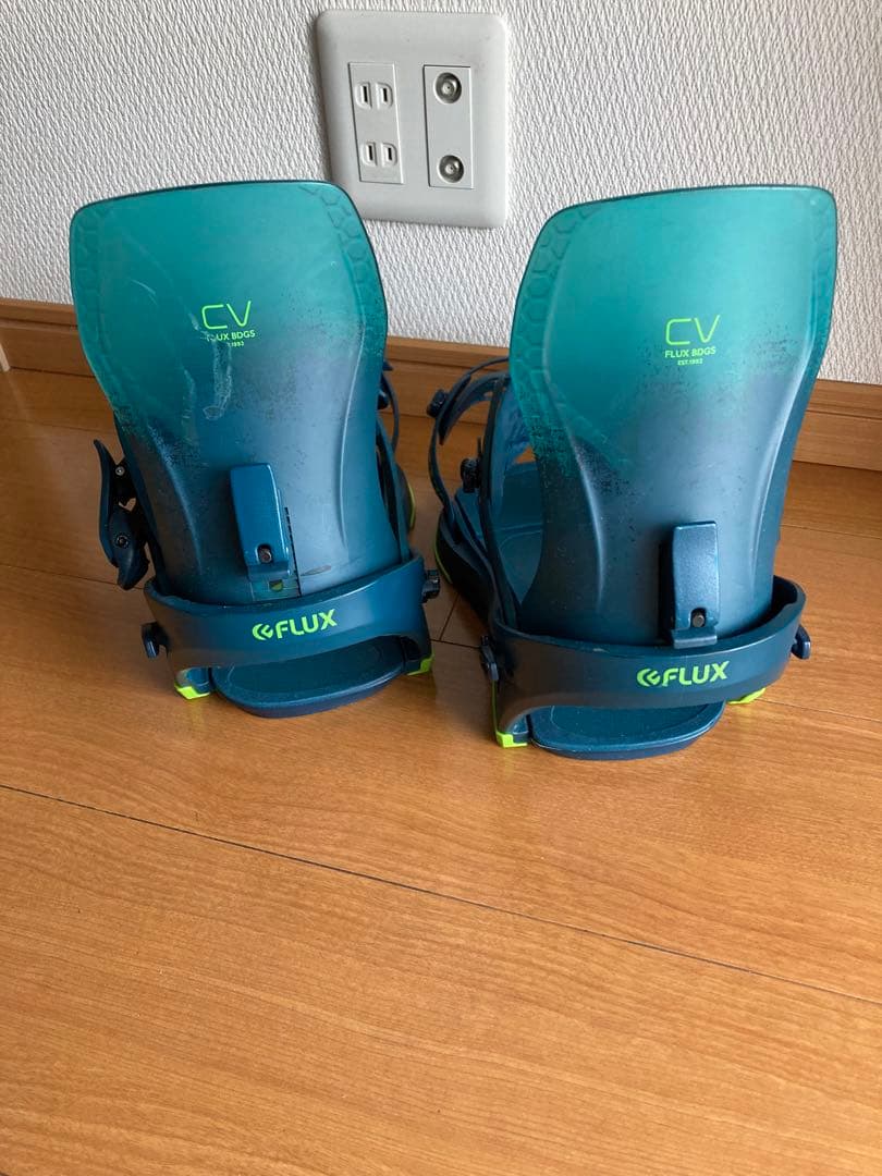 FLUX CV スノーボードビンディング