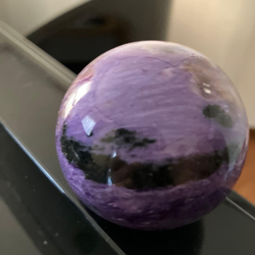 まめさま専用美！高品質　チャロアイト　スフィア　天然石置物　E213