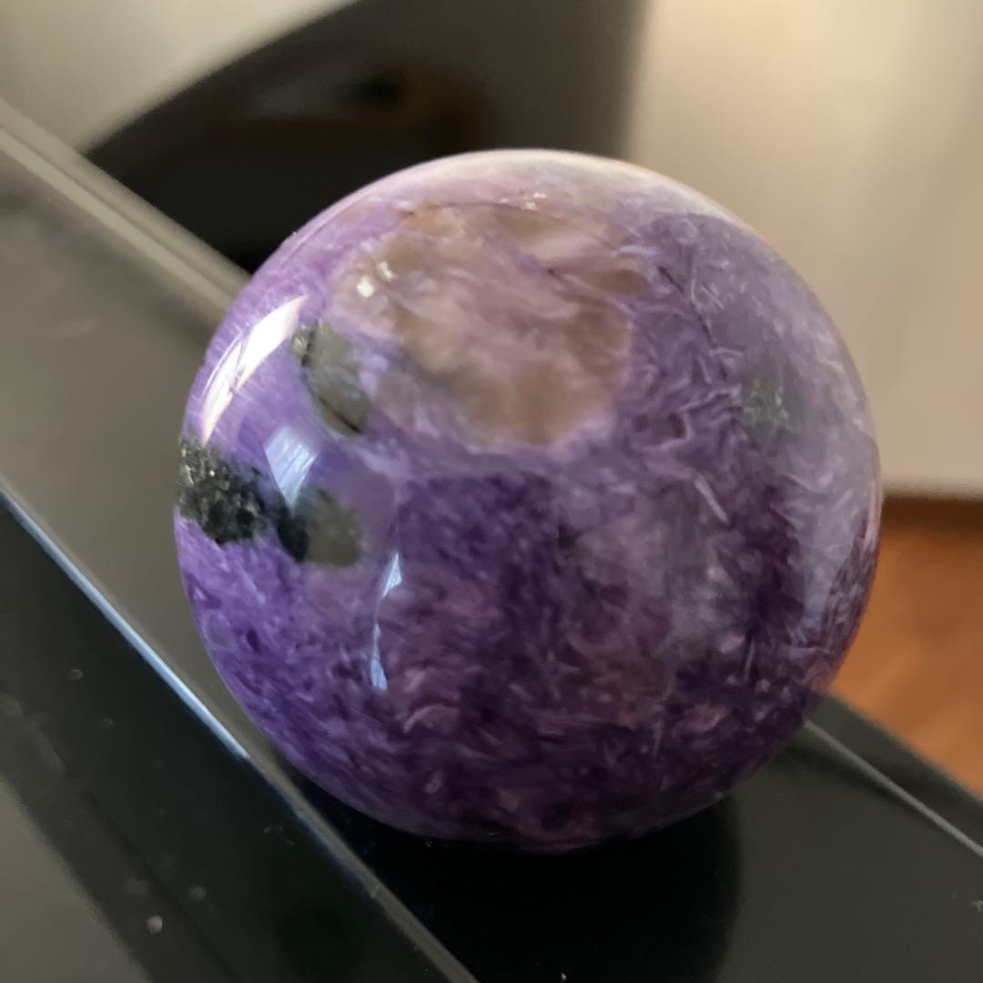 まめさま専用美！高品質　チャロアイト　スフィア　天然石置物　E213