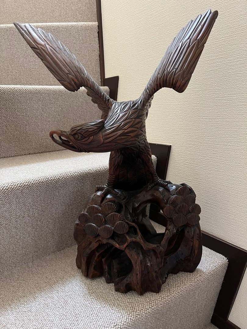 希少　年代物　高価　木彫りの鷲　ワシ　鷹　タカ