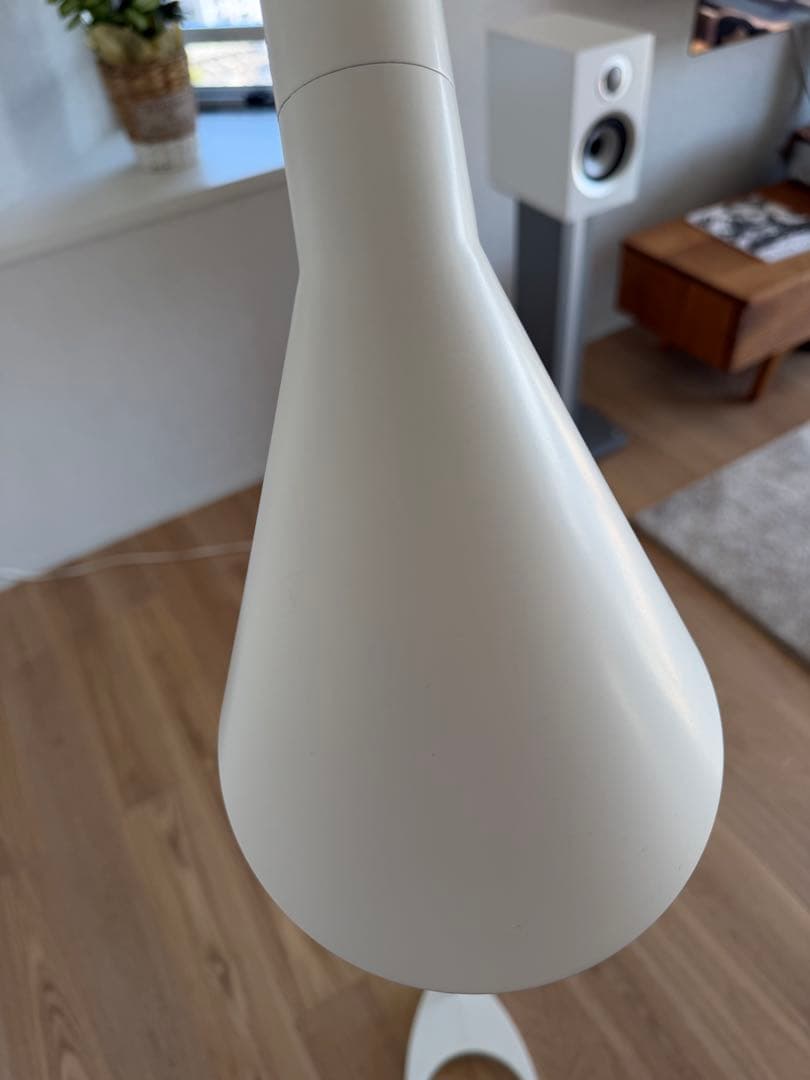 ルイスポールセン AJフロアランプ Louis Poulsen