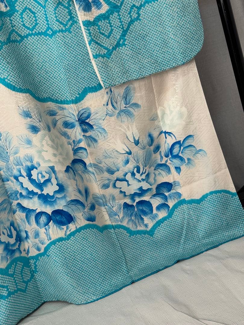 [ヴィンテージ] 振袖　正絹　白　水色　鹿の子絞り　成人式　結婚式　礼装　高身長