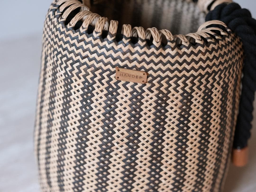 【レア】日本未発売 HANDEPラタン編み 収納バスケット（大）｜ハンドメイド