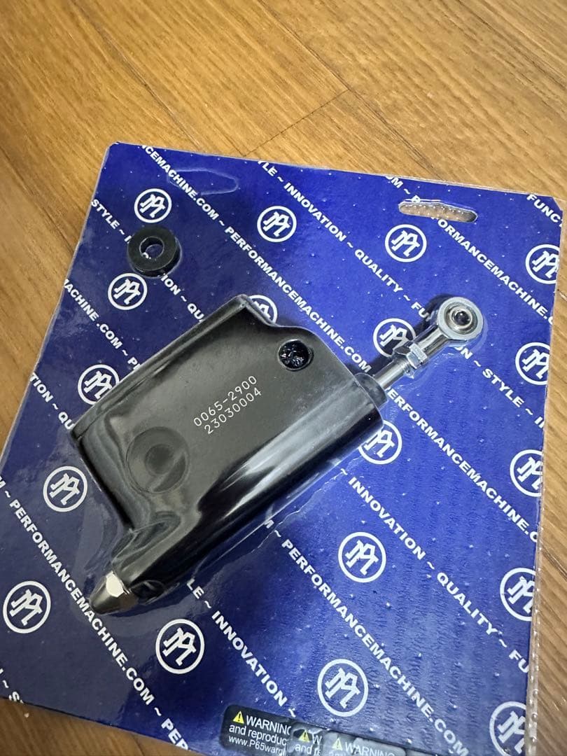 【新品】パフォーマンスマシン　リアブレーキマスターシリンダー