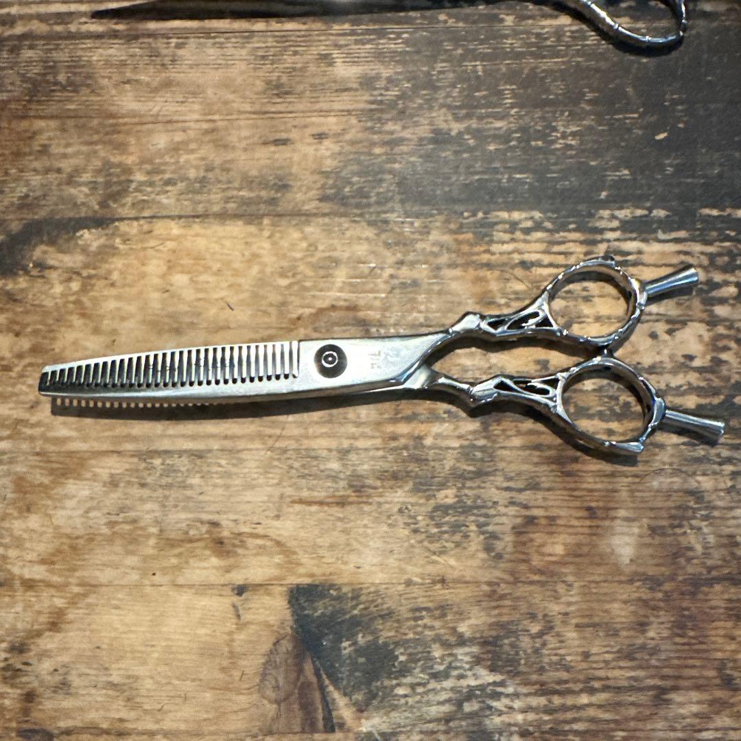 セニングシザー　20〜30%　理容　美容