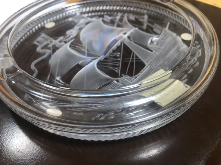 ラリック Lalique 帆船の書かれた灰皿