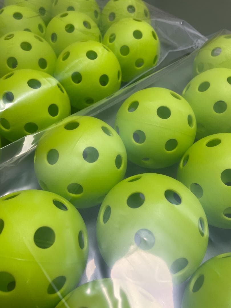 野球 穴あきボール 120個 柔らか素材 弾力性 練習用 72mm バッティング