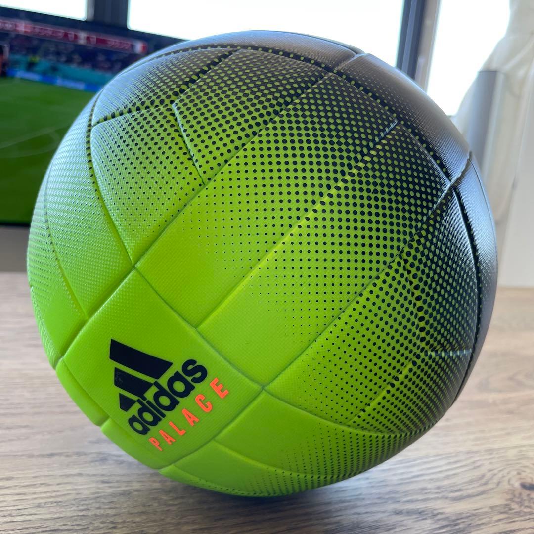 PALACE × JUVENTUS ×adidasトリプルコラボボール