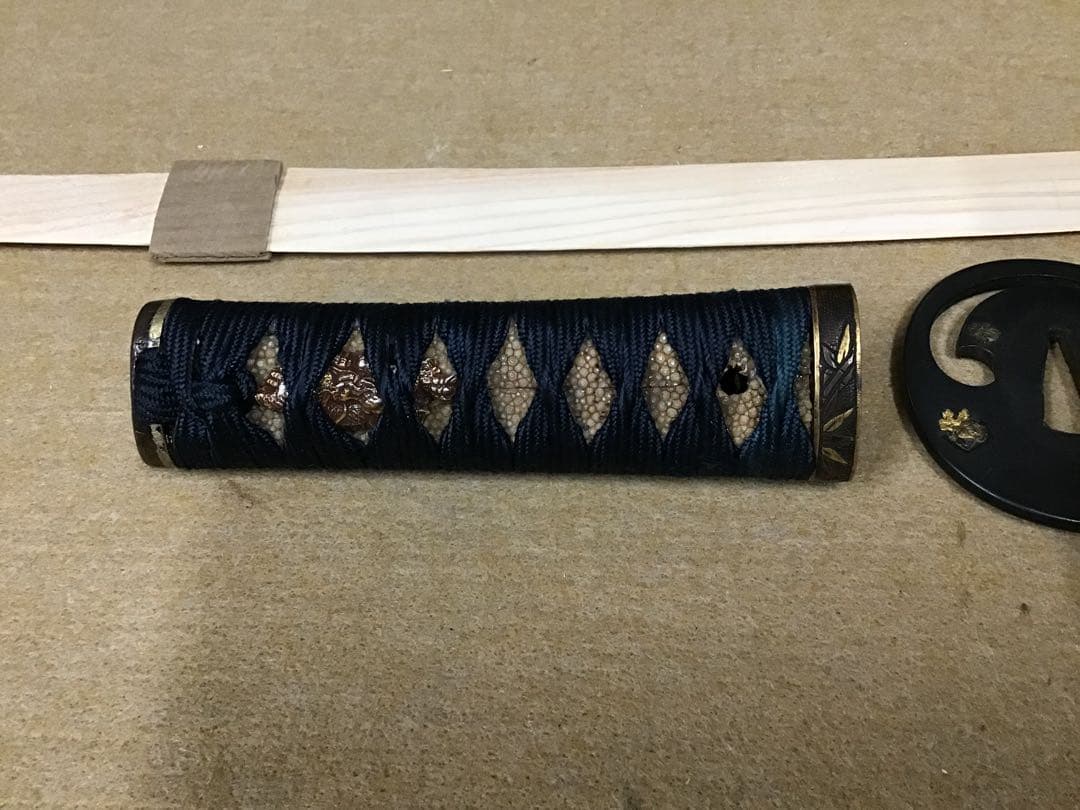 古い柄　鐔　繋ぎの竹光　三点