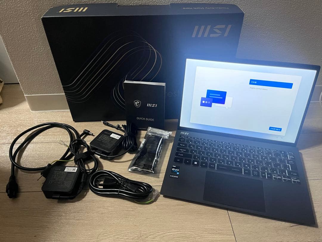 MSI ノートPC ブラック 本体と付属品