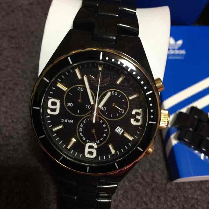 adidas腕時計 ブラック