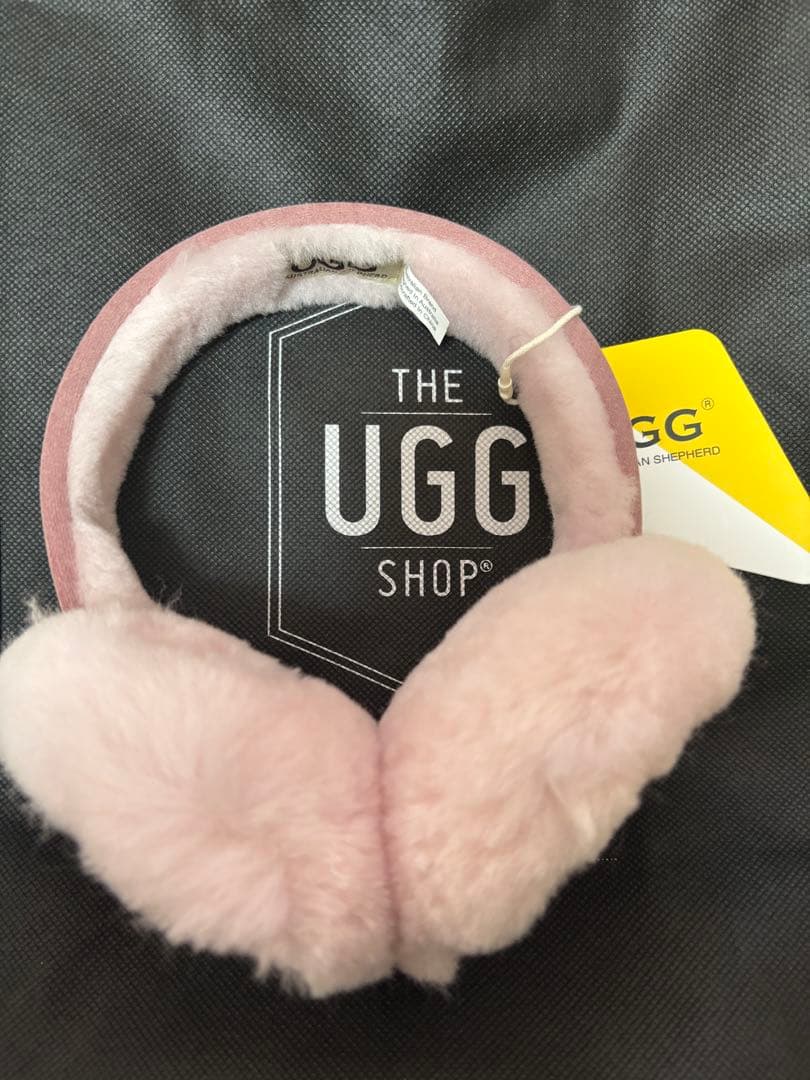 UGG ピンク シープスキン イヤーマフ 耳あて