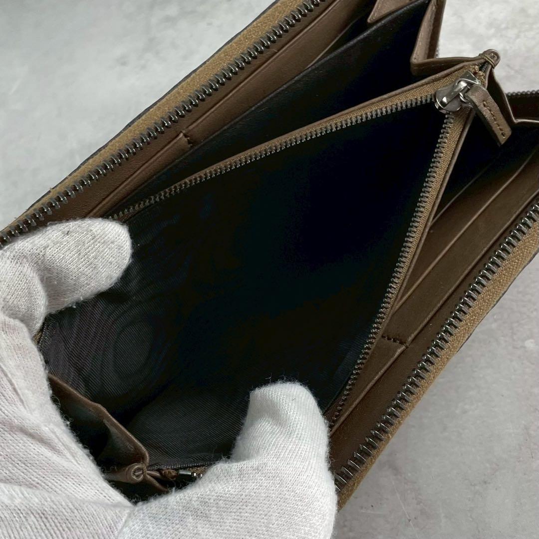 美品 希少✨グッチ 長財布 ラウンドファスナー マイクロシマ パイソン レザー