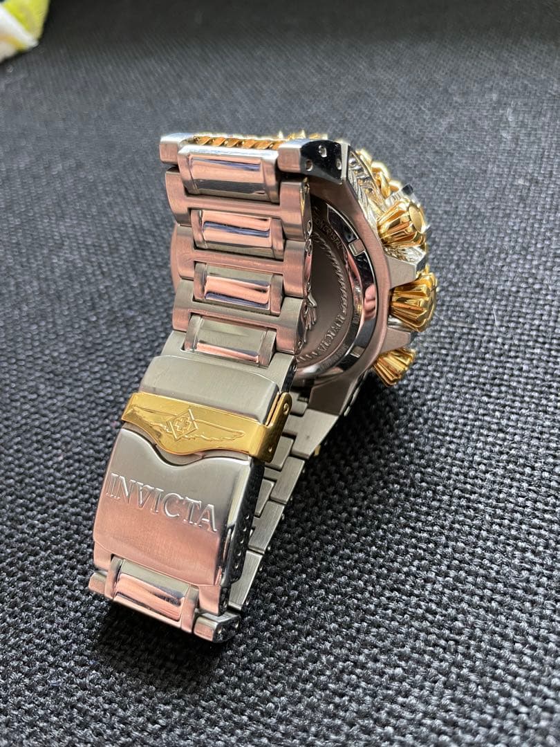 インビクタ　クロノグラフ 時計 ゴールド シルバー