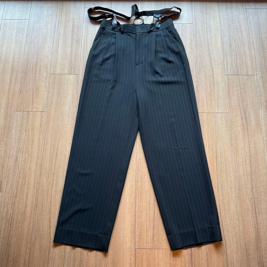 美品　カレンソロジー　黒ピンストライプ　サスペンダーパンツ　フリーサイズ