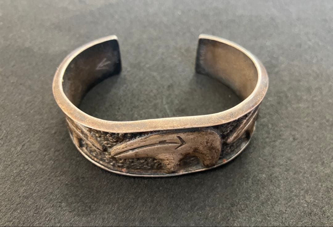 NAVAJO スターリングシルバー バングル