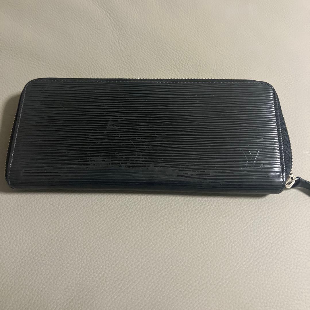 まだ使用出来るお財布です