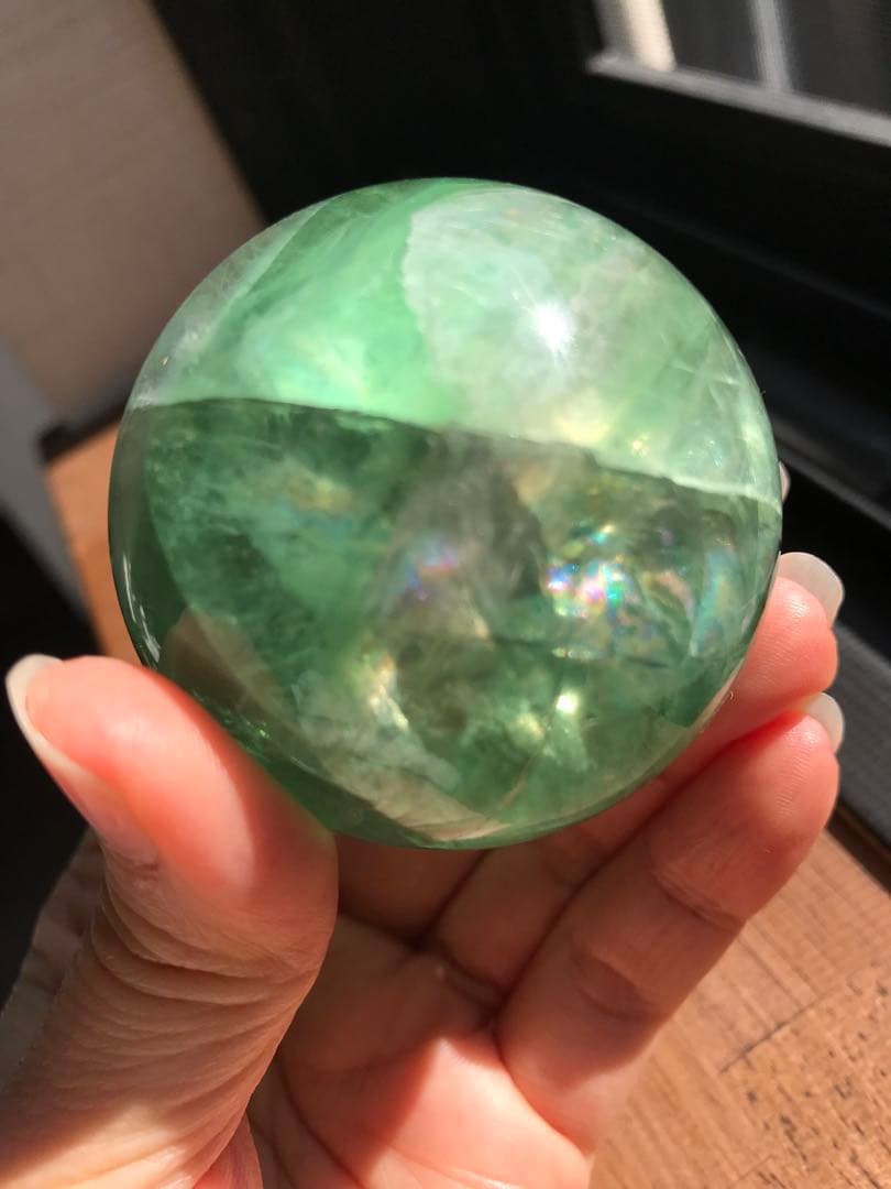☘️レア❤︎虹入り❤︎フローライト丸玉 スフィア　蛍石天然石　パワーストーン