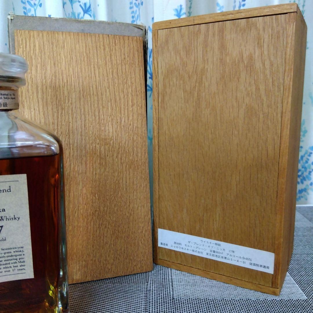 ★ 特級　ザ・ブレンド・オブ・ニッカ 17年   木箱、冊子、外箱付