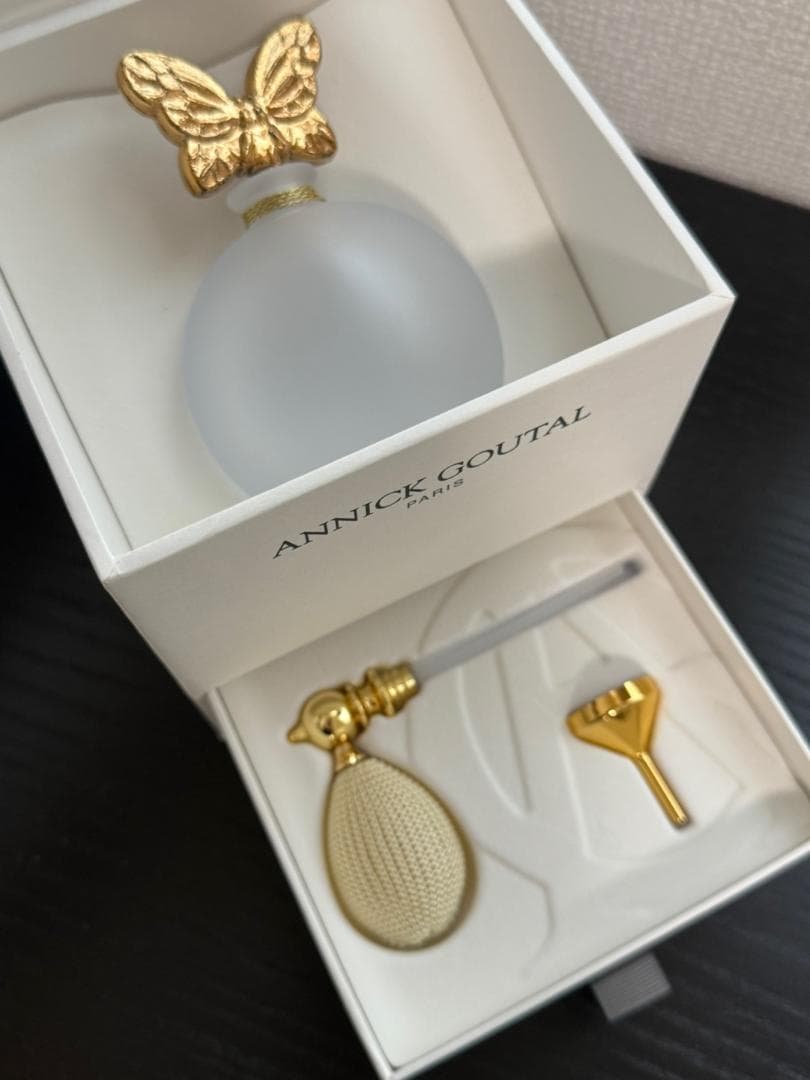 ANNICK GOUTAL Boule Papillon 香水ボトル