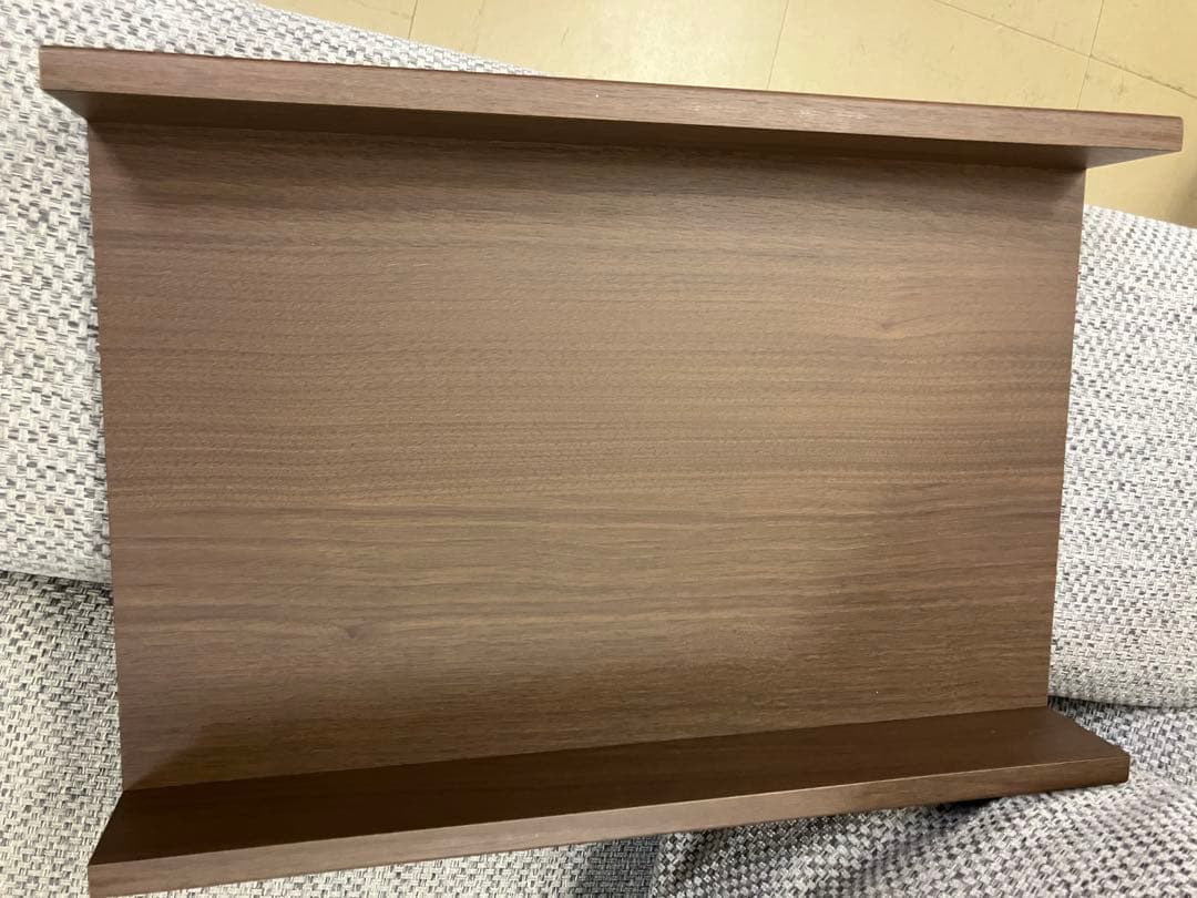 NOYESノイエスDecibel アームテーブル付2人掛けカウチソファ